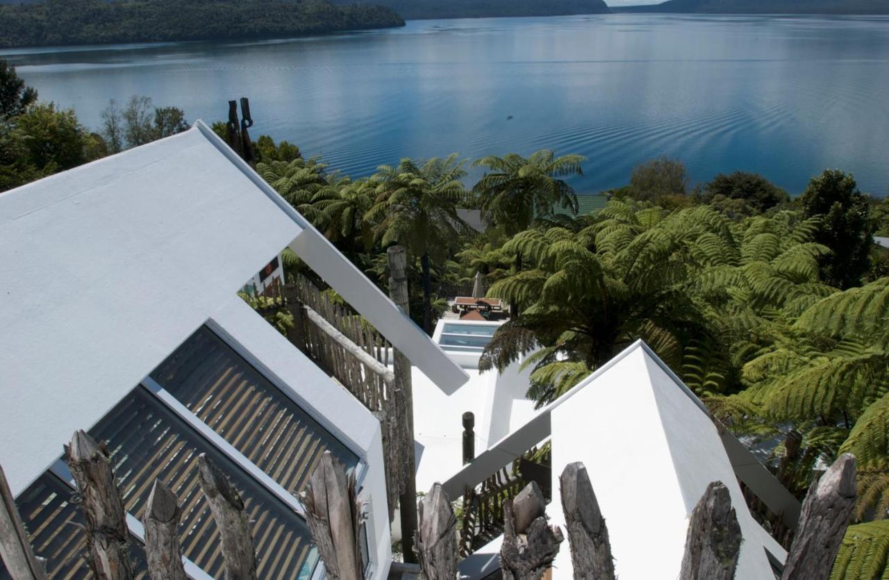 Te Whare -Lake Tarawera Tree-Top Nest Hotel ภายนอก รูปภาพ