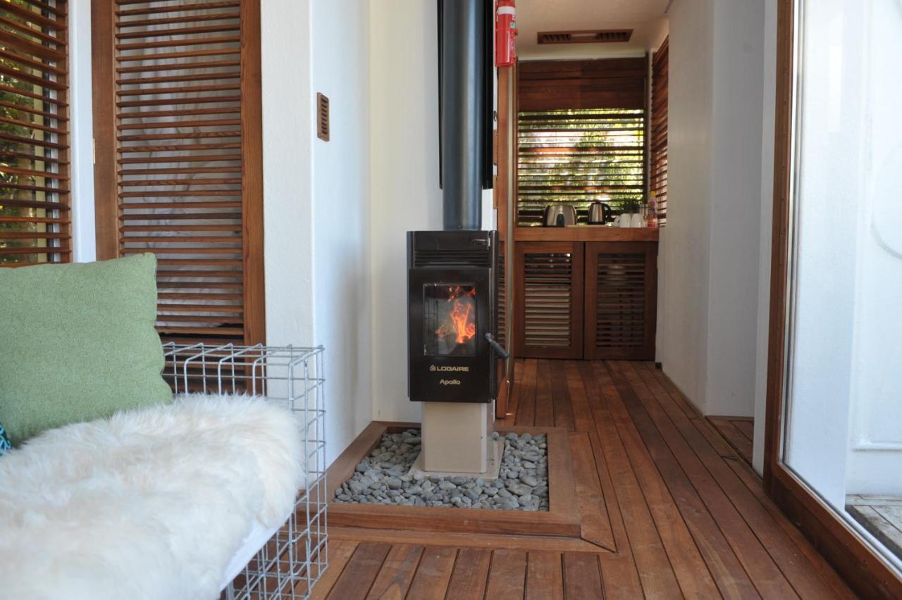 Te Whare -Lake Tarawera Tree-Top Nest ภายนอก รูปภาพ