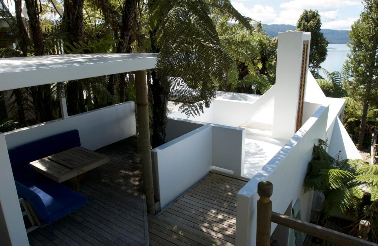 Te Whare -Lake Tarawera Tree-Top Nest ภายนอก รูปภาพ