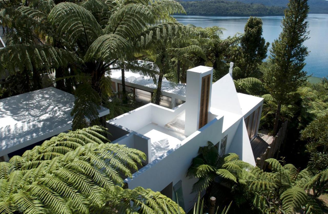 Te Whare -Lake Tarawera Tree-Top Nest Hotel ภายนอก รูปภาพ