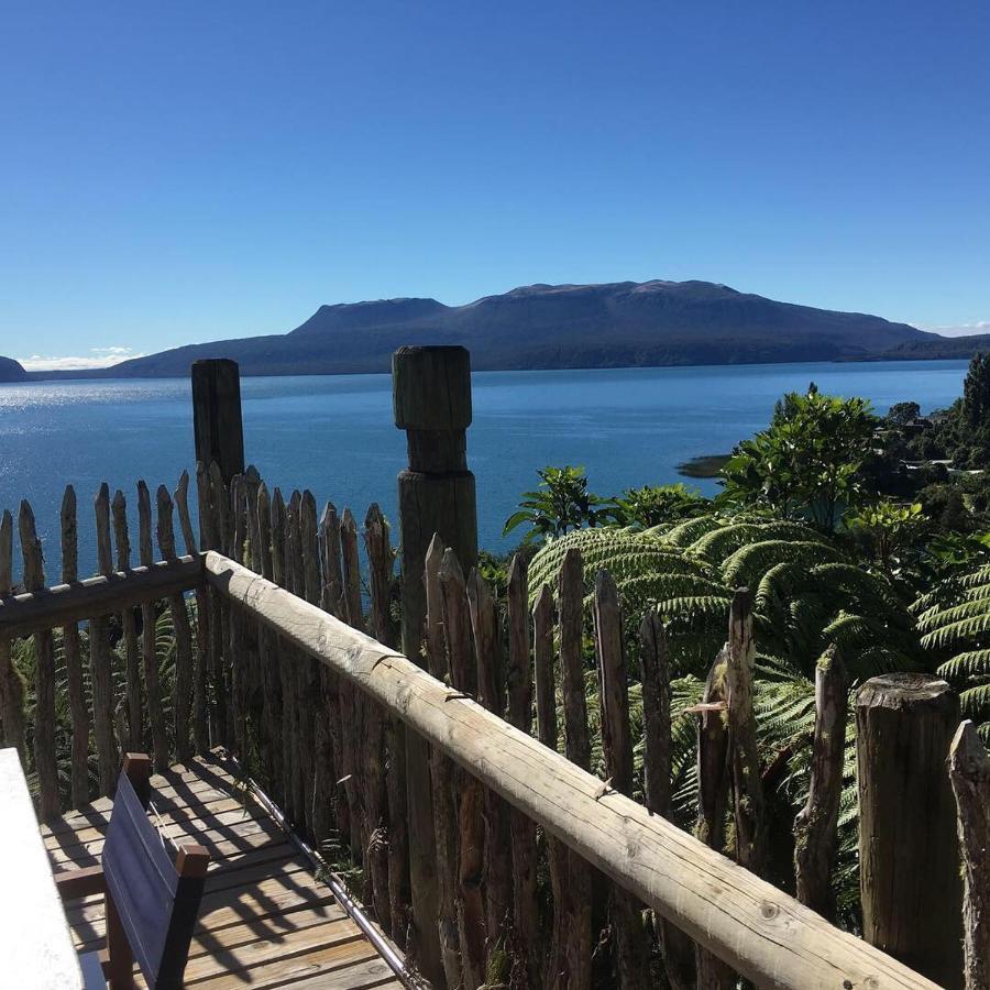 Te Whare -Lake Tarawera Tree-Top Nest Hotel ภายนอก รูปภาพ